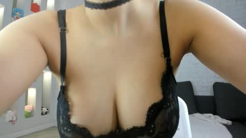 Yuna online show from April 16, 1:17 am