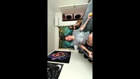 luvvvmia online show from October 26, 4:57 pm