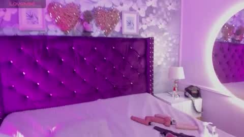 lux_bitchx online show from January 15, 4:51 am