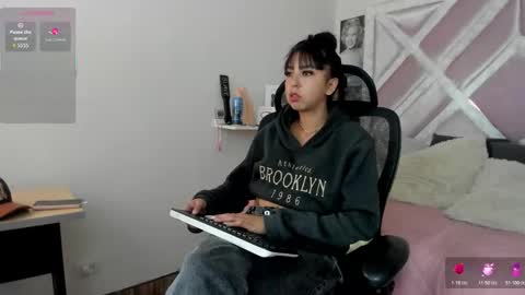 Lux online show from March 9, 2:31 pm