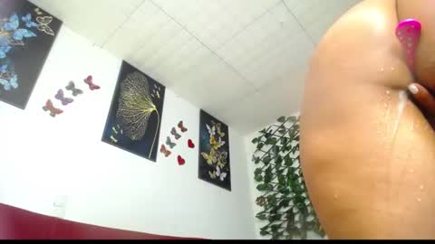 luzcastillo07 online show from January 25, 5:18 am