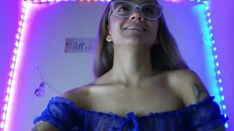 Call me Lia  online show from November 25, 10:54 pm