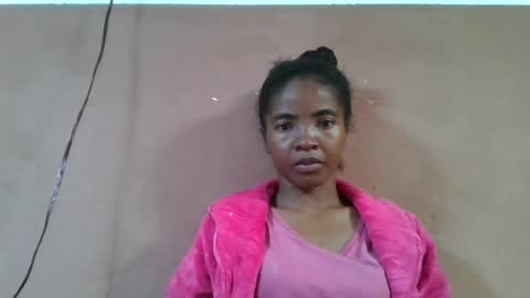 lydie856696 online show from July 7, 7:23 am