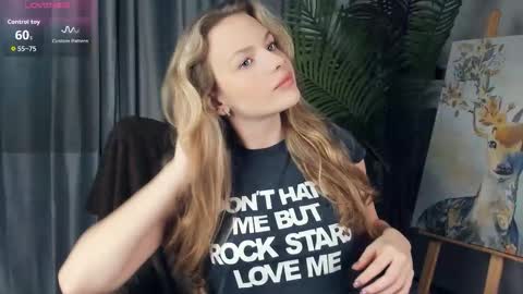 simply Eliza  online show from October 27, 2:12 pm