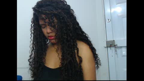 Snapshot of lylii_evans chatting on January 30, 4:58 am lylii_evans online show from January 30, 4:58 am