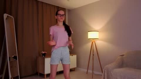 Sara online show from January 31, 7:11 pm