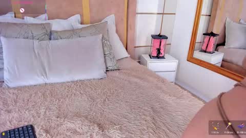    online show from December 18, 11:37 am