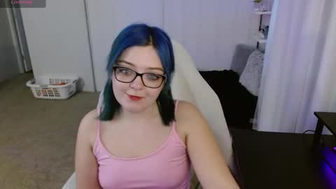 Lyra Rose online show from February 26, 7:35 pm