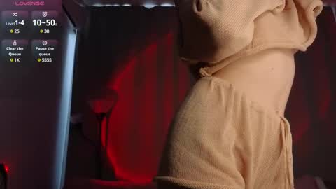 lysia cute   6 AM GMT1 - 3 PM GMT1  online show from March 11, 6:30 am