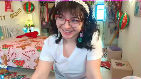 Lyzmania online show from December 22, 1:25 pm