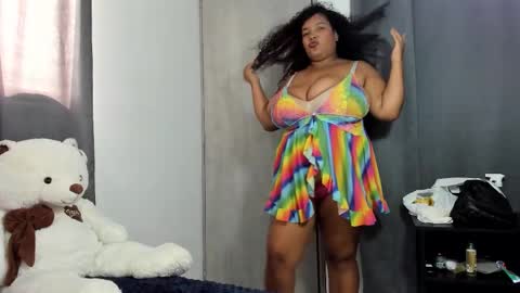 macarenaawills online show from February 10, 2:09 pm