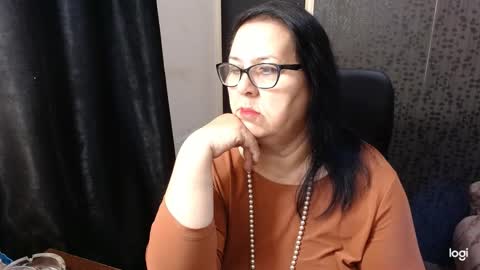 Snapshot of madam_sanjanne chatting on October 19, 6:15 am Madam Sanjanne online show from October 19, 6:15 am