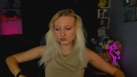 Ulis online show from September 11, 3:23 pm