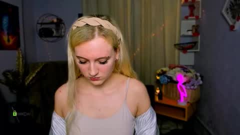 Ulis online show from March 13, 12:17 pm