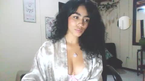 maddie_thompsonn online show from October 10, 3:33 am