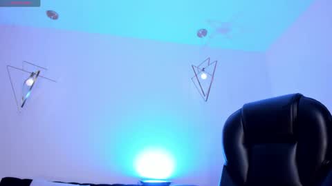 Maddison online show from April 9, 8:36 pm