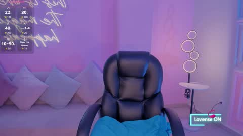 Maddison online show from November 27, 5:21 am