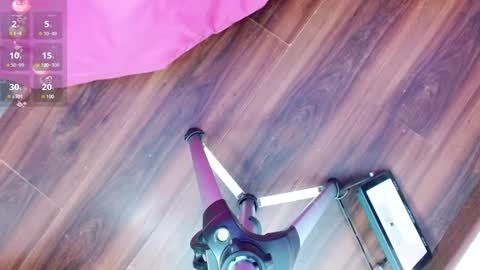Snapshot of maddy_14 chatting on January 22, 1:00 pm Maddy UwU online show from January 22, 1:00 pm