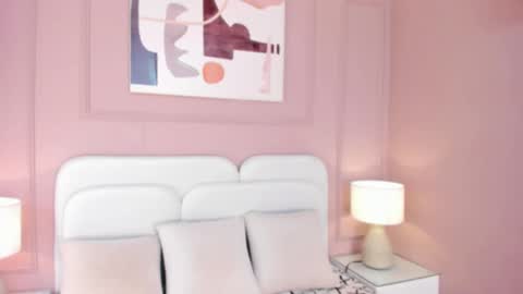 Maddy  online show from January 10, 11:00 am