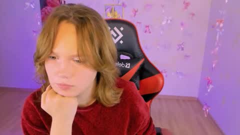 Madeline online show from November 9, 4:36 pm