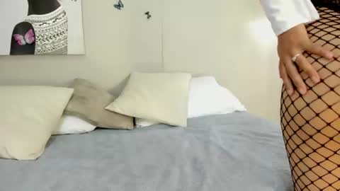  Madeline  online show from June 10, 12:54 am