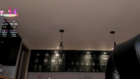 Madeline online show from April 11, 7:56 am