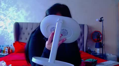 madelynvelure online show from February 20, 6:59 am