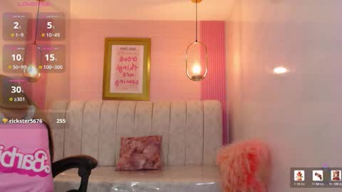 Madhison  online show from February 21, 8:42 pm