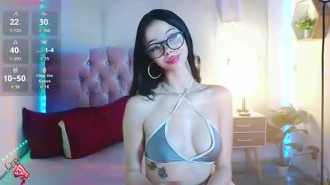 madison_oli online show from January 16, 12:09 pm