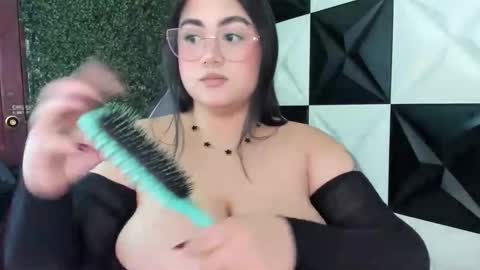 MADY online show from March 31, 2:33 am