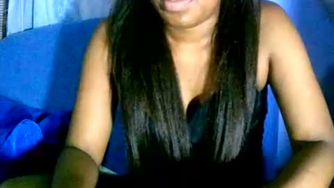 MaelahLove online show from December 20, 6:13 pm