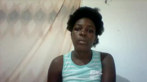 maevre_ online show from February 1, 8:02 am