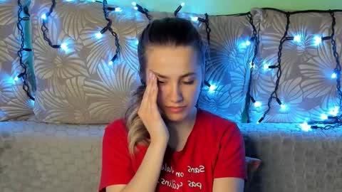 Maggie online show from March 5, 3:46 am