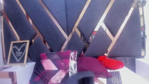 Kimy online show from July 2, 4:02 pm