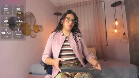 magic_ivone online show from February 3, 11:59 am