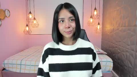 Oliviah online show from June 19, 5:11 am