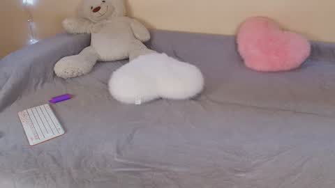 Snapshot of magic_touch_ chatting on October 7, 7:51 pm vanessa online show from October 7, 7:51 pm