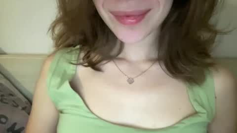magicgirl50053 online show from May 12, 6:03 pm