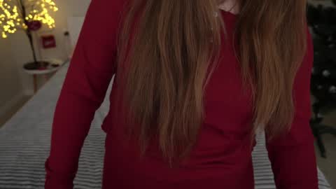 Emily online show from December 20, 1:54 pm