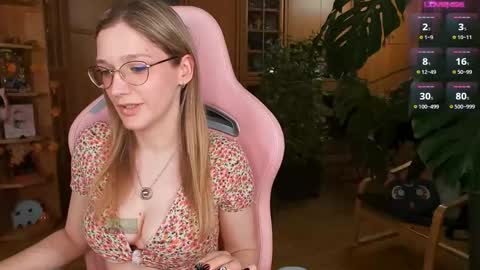 Nicole online show from October 12, 12:13 am