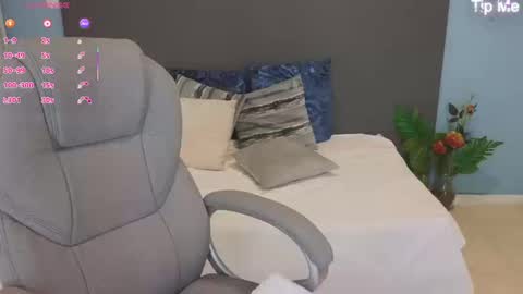 Snapshot of maiaa_ruiz chatting on September 11, 2:50 pm Maiaa Ruiz online show from September 11, 2:50 pm