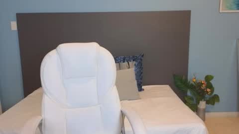 Snapshot of maiaa_ruiz chatting on February 24, 1:08 pm Maiaa Ruiz online show from February 24, 1:08 pm