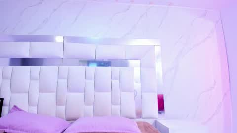 Maia  online show from December 18, 11:37 am