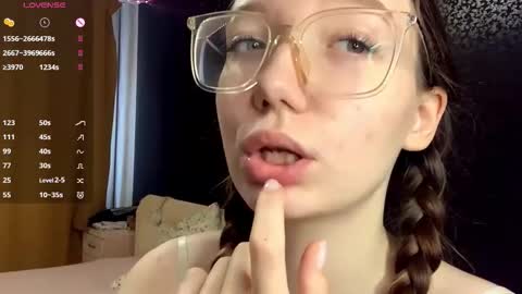 Elina online show from October 29, 8:18 am