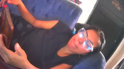 maite2020 online show from December 17, 7:59 pm