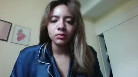 majo_gomezz online show from September 21, 3:10 pm