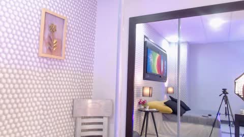 makena online show from February 23, 3:29 am