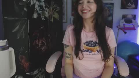 MakiyahBelle online show from January 16, 10:00 am