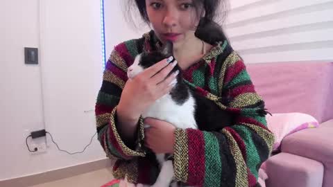 Mal Norma online show from February 6, 2:00 am