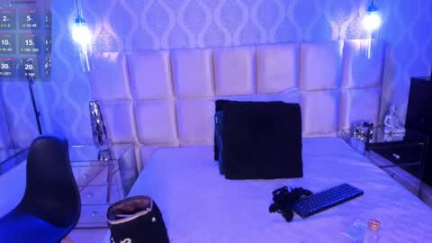 malaaiikaa online show from February 19, 8:10 pm